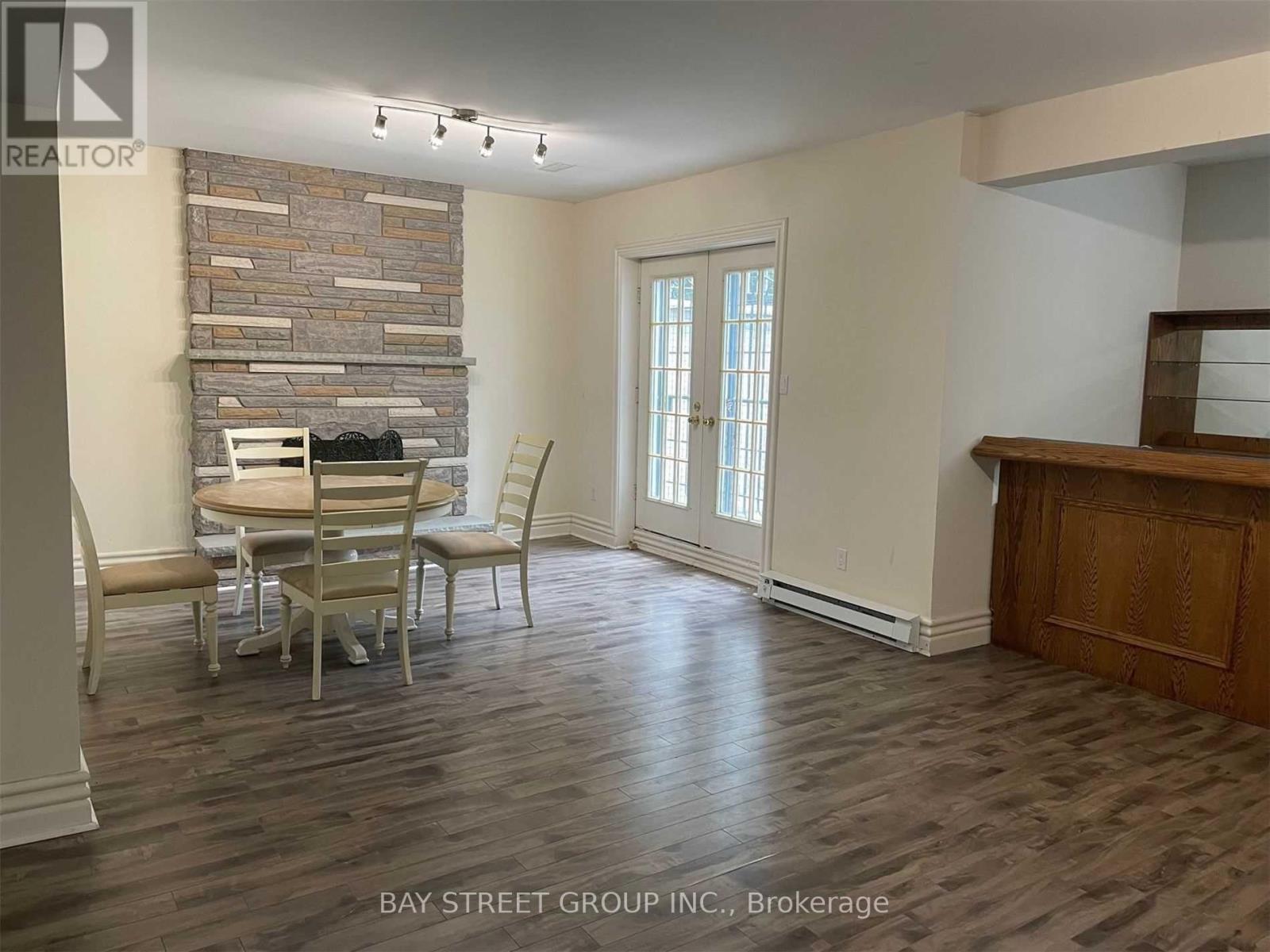 201 Mckee Avenue, Toronto, Ontario  M2N 4C9 - Photo 2 - C13140112