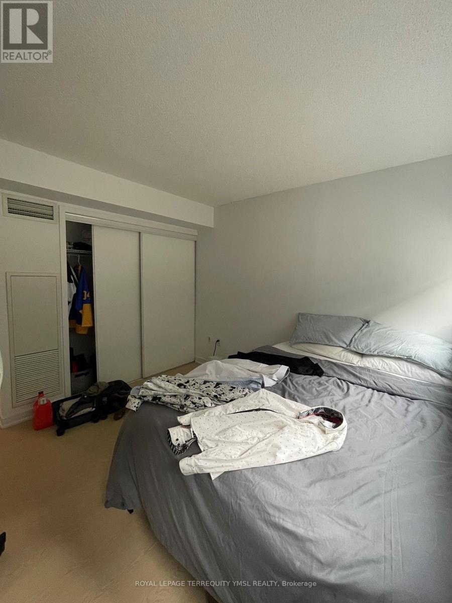512 - 25 Capreol Court, Toronto, Ontario  M5V 3Z7 - Photo 10 - C13140126