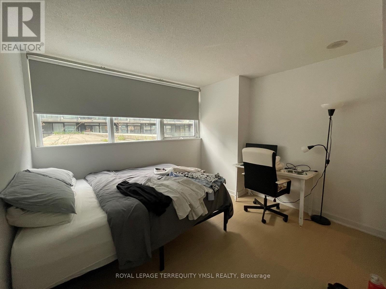 512 - 25 Capreol Court, Toronto, Ontario  M5V 3Z7 - Photo 11 - C13140126