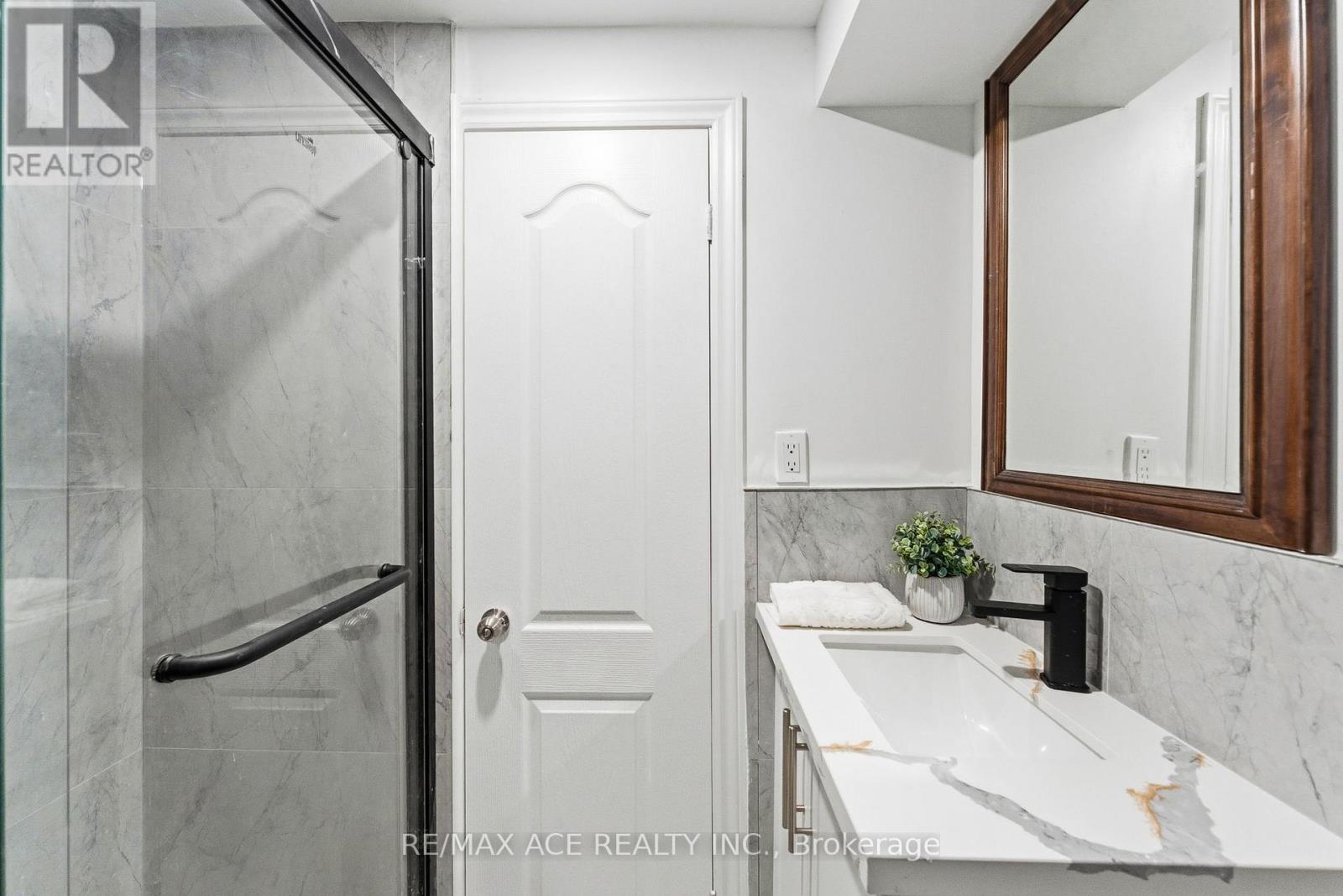 399 Lawson Road, Toronto, Ontario  M1C 2J8 - Photo 37 - E13140108