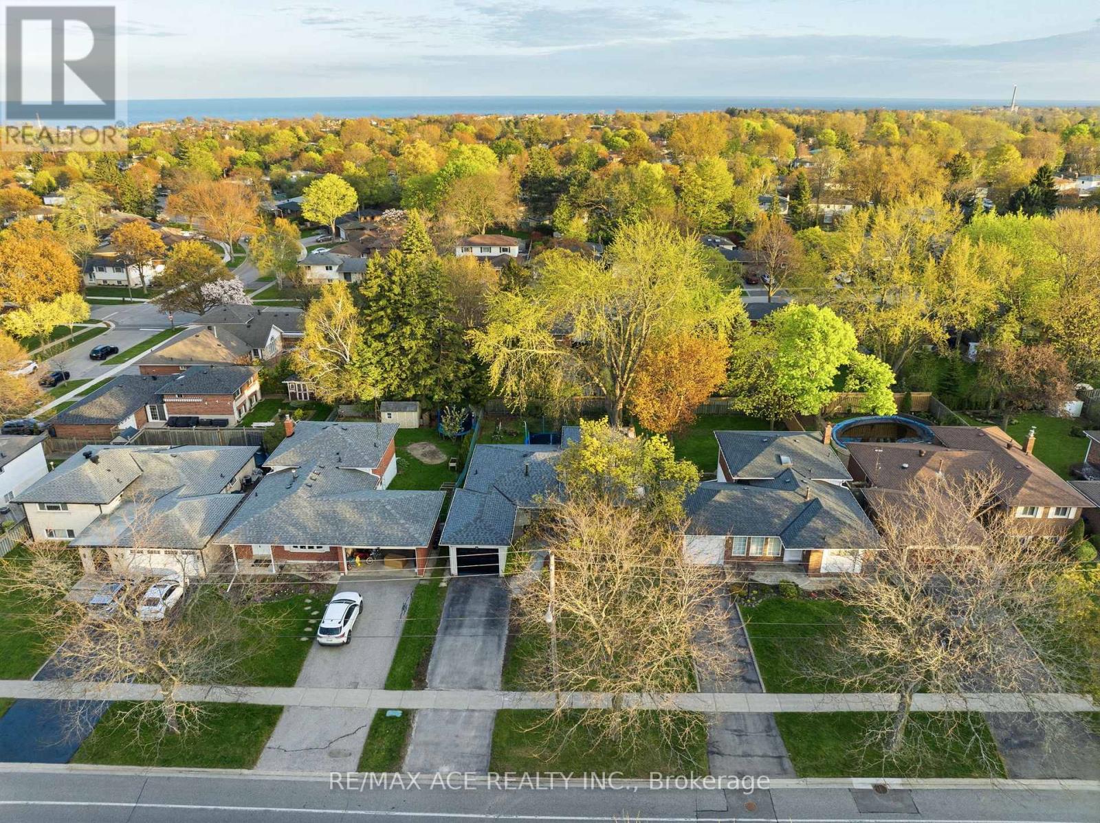 399 Lawson Road, Toronto, Ontario  M1C 2J8 - Photo 4 - E13140108