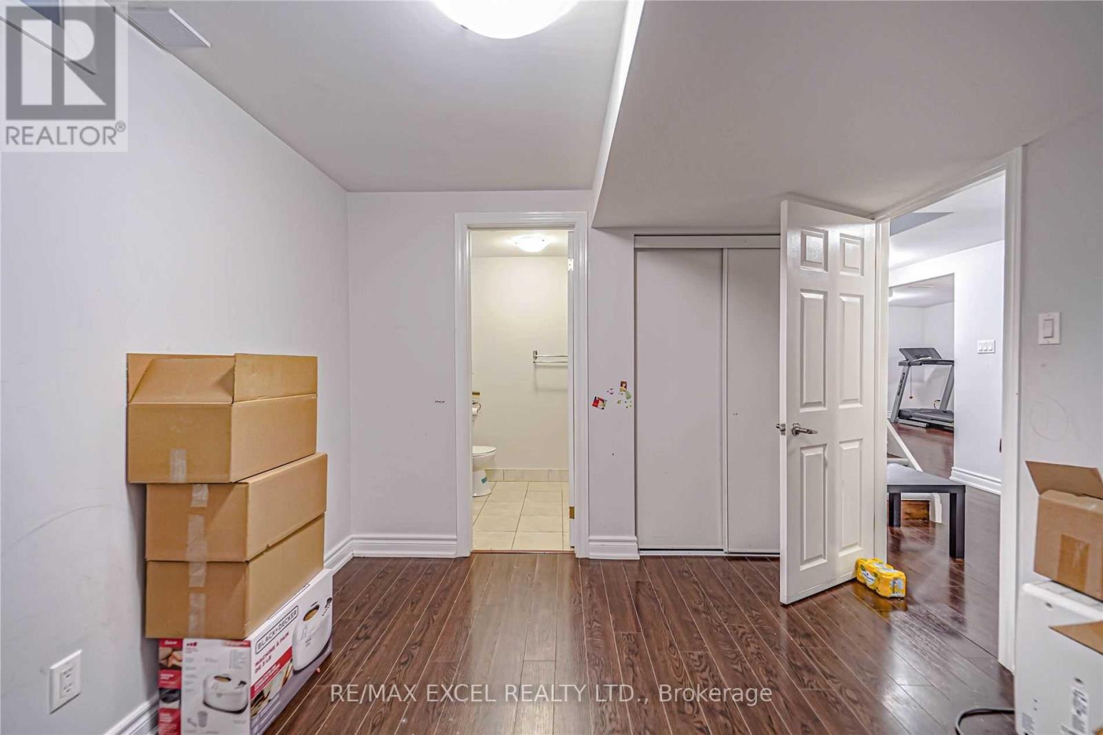 Bsmt - 47 Whiteleaf Crescent, Toronto, Ontario  M1V 3G1 - Photo 9 - E13140110