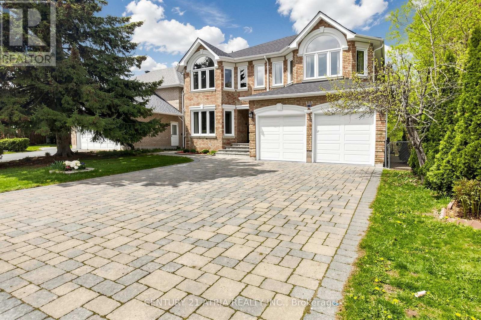 118 May Avenue, Richmond Hill, Ontario  L4C 3S6 - Photo 2 - N13123034