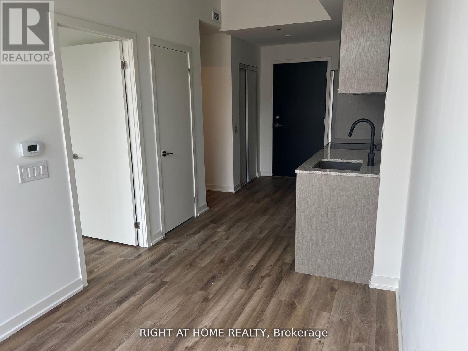 1004 - 1808 St.clair Avenue W, Toronto, Ontario  M6N 0C1 - Photo 11 - W13140114