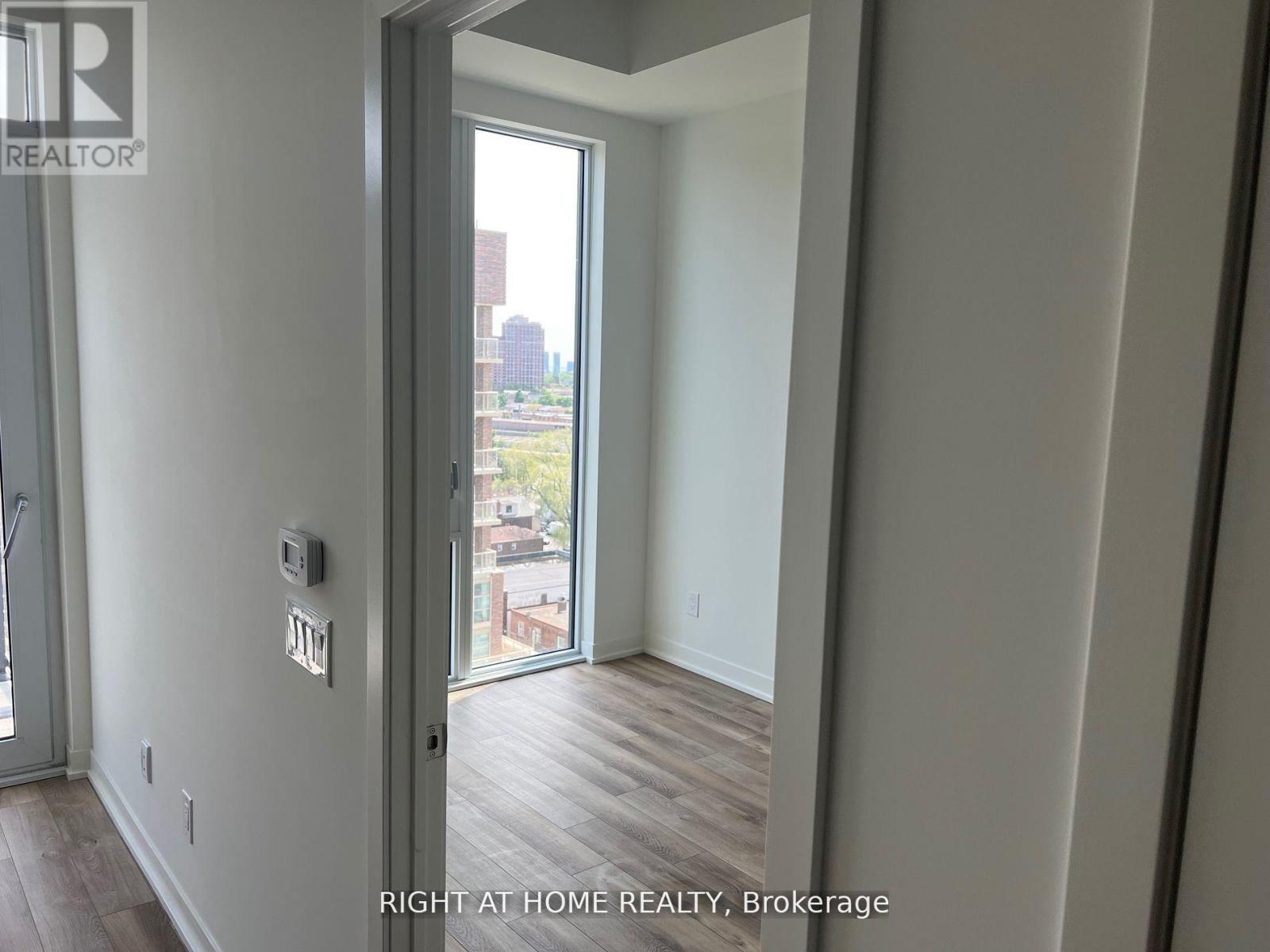 1004 - 1808 St.clair Avenue W, Toronto, Ontario  M6N 0C1 - Photo 13 - W13140114