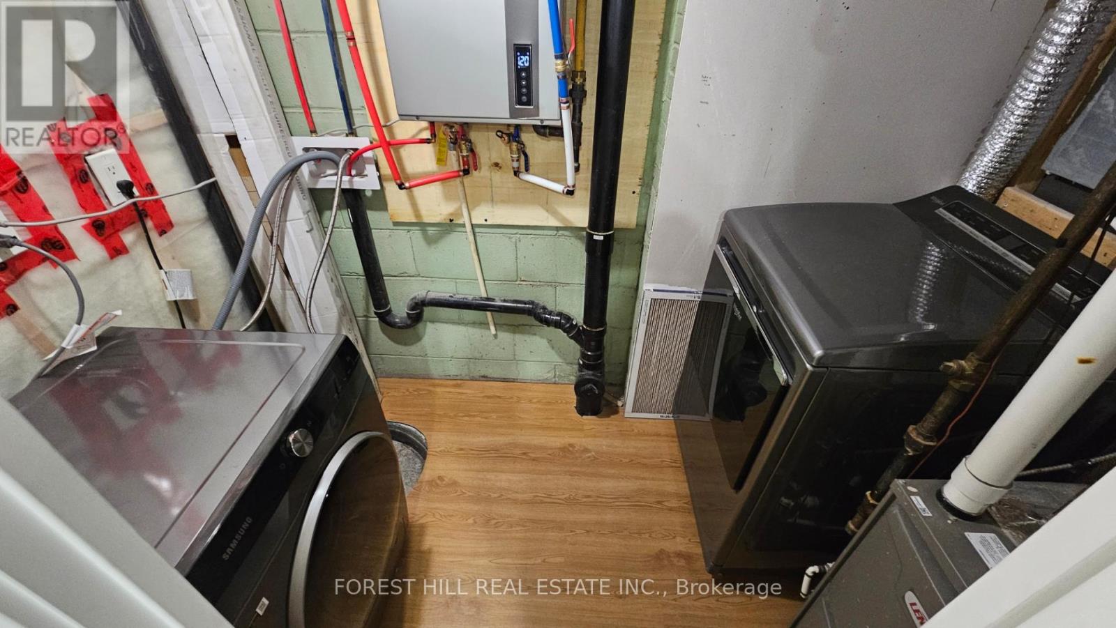 10 Juliana Court, Toronto, Ontario  M6S 2R2 - Photo 14 - W13140120