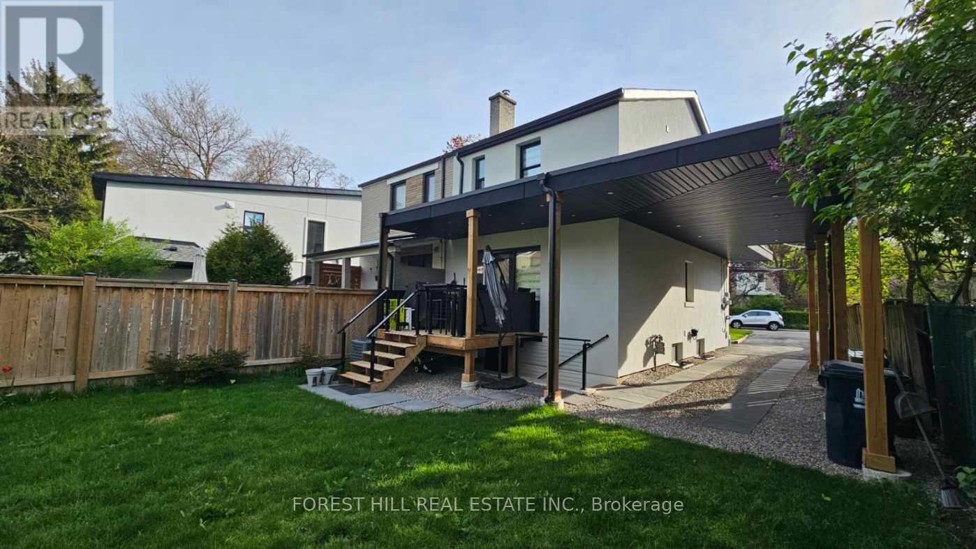 10 Juliana Court, Toronto, Ontario  M6S 2R2 - Photo 17 - W13140120