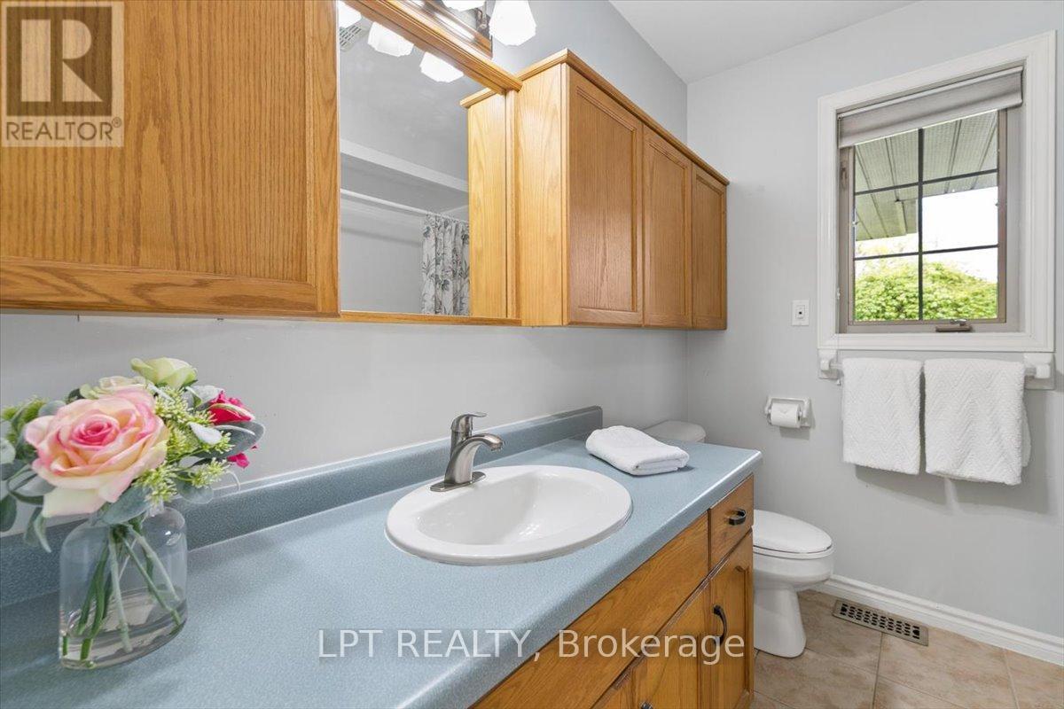 315 Colborne Street, Centre Wellington, Ontario  N0B 1S0 - Photo 22 - X13140118
