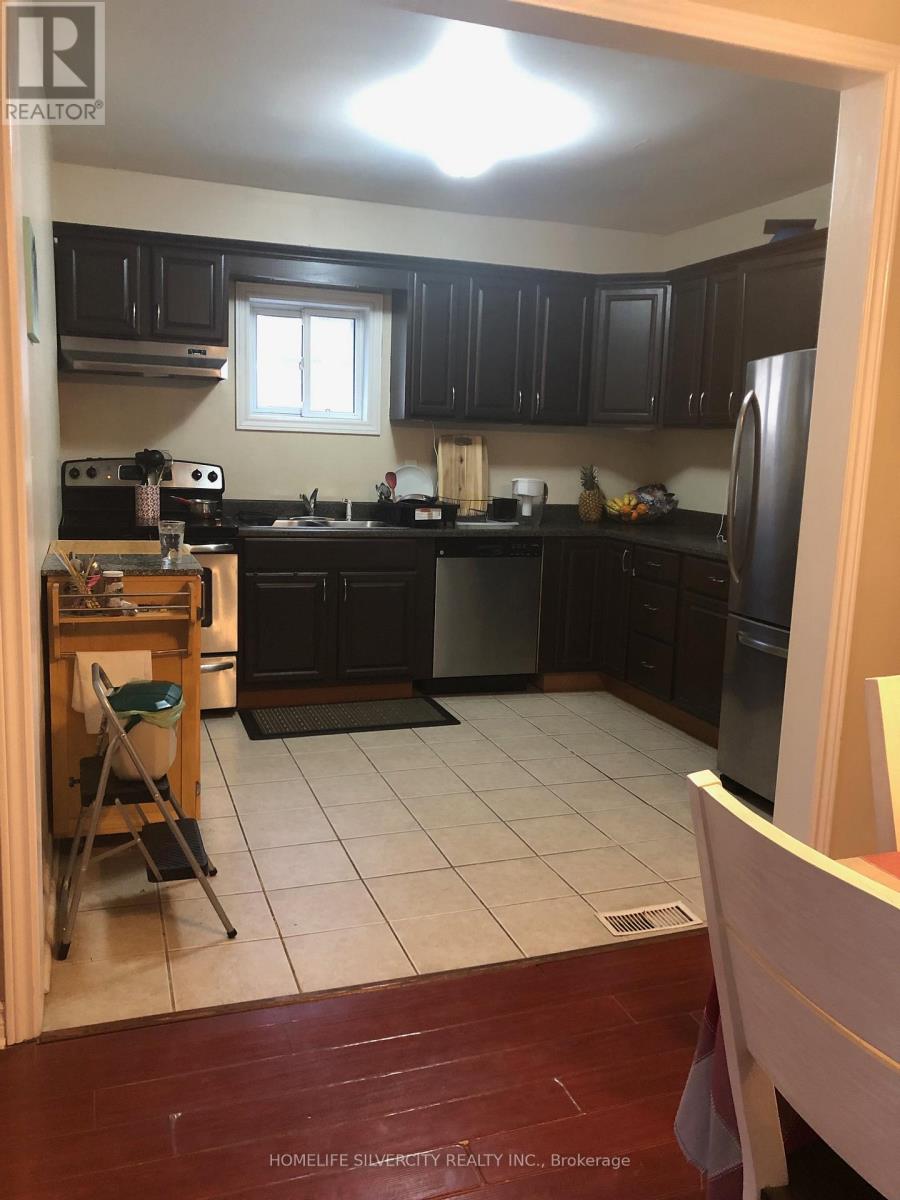 6352 Taylor Street, Niagara Falls, Ontario  L2G 2G1 - Photo 5 - X13140124
