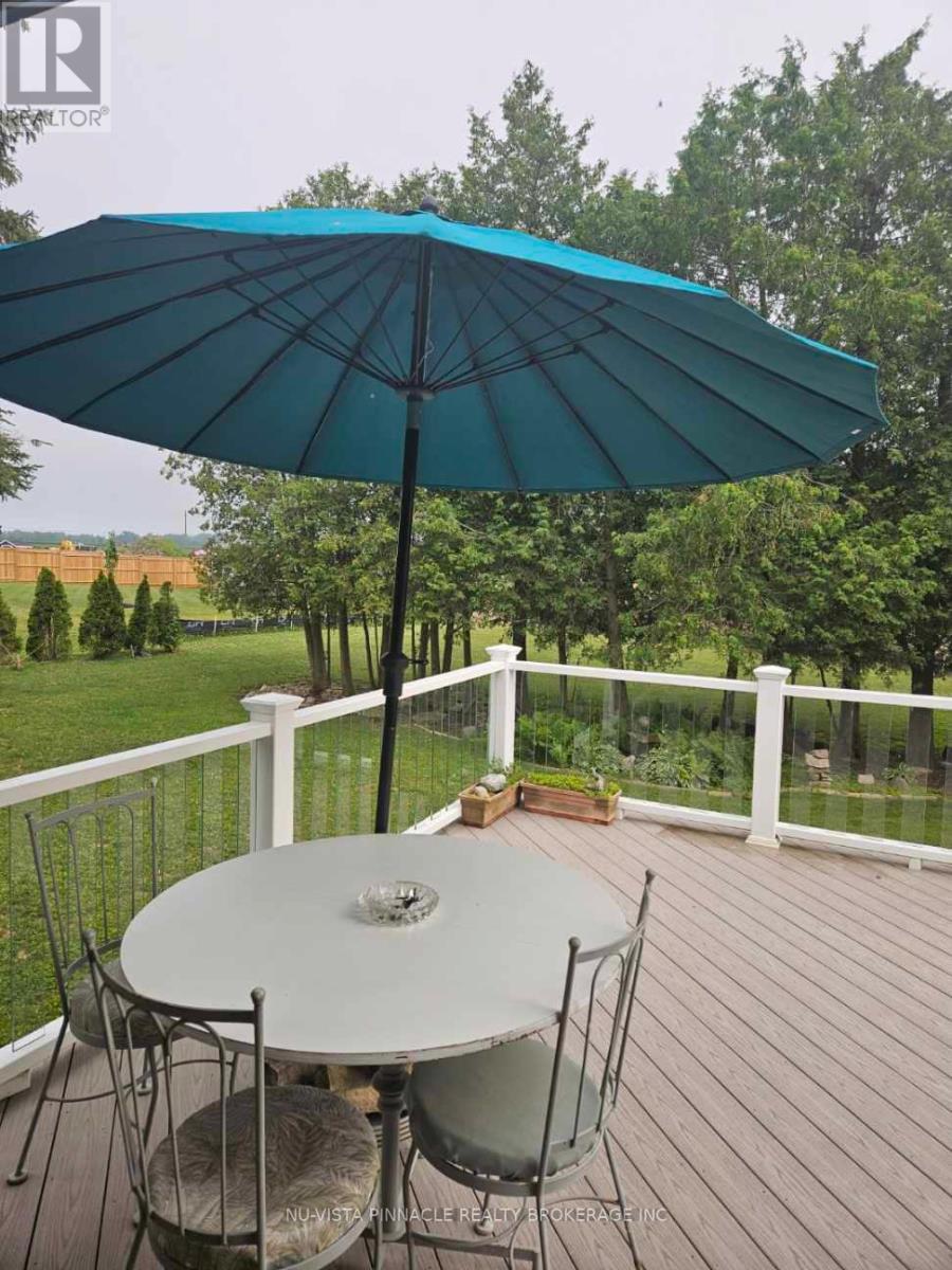 3567 Egremont Road, Plympton-Wyoming, Ontario  N0M 1E0 - Photo 24 - X12750470