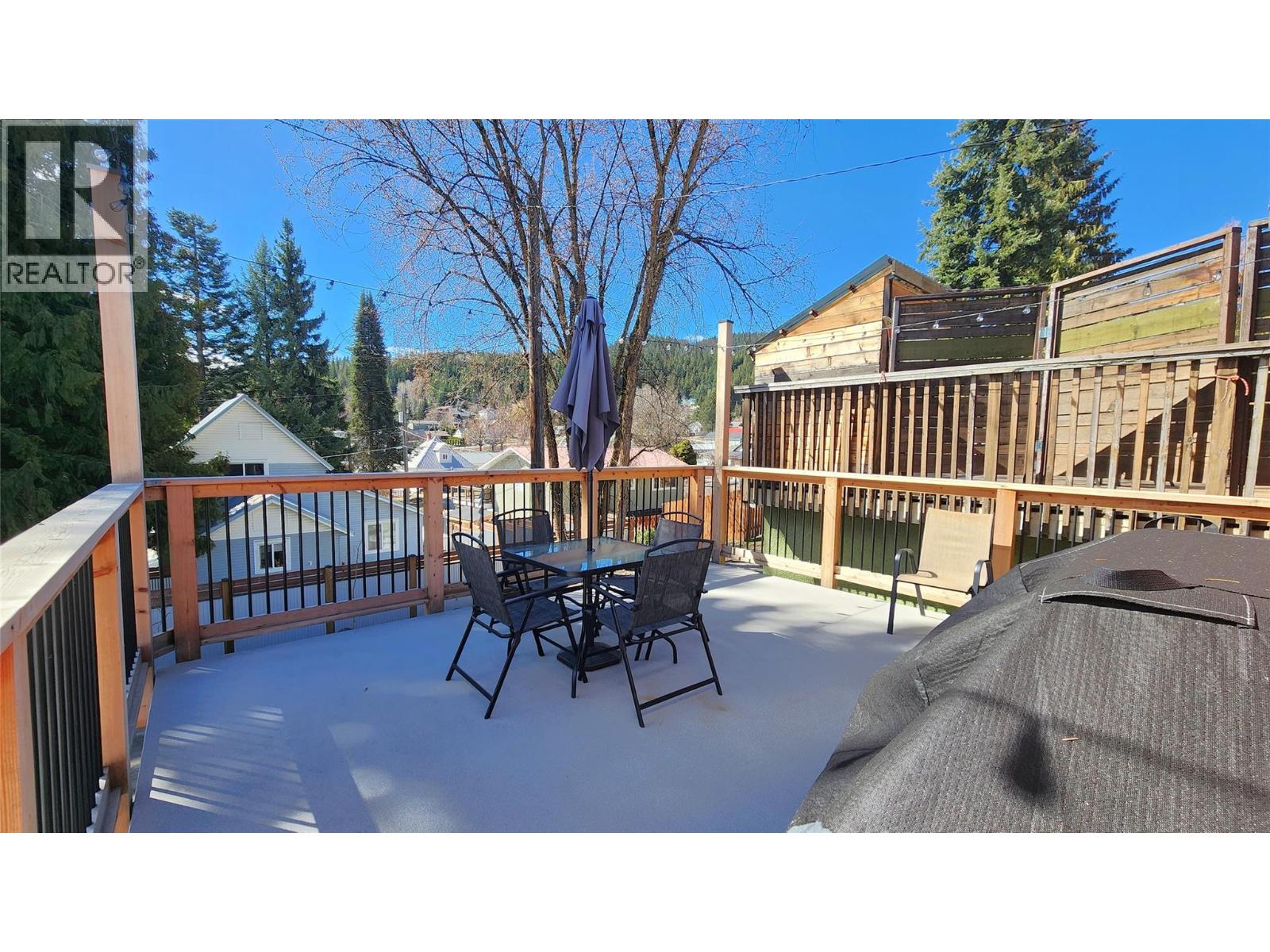 1675 Leroi Avenue, Rossland, British Columbia  V0G 1Y0 - Photo 29 - 10382537