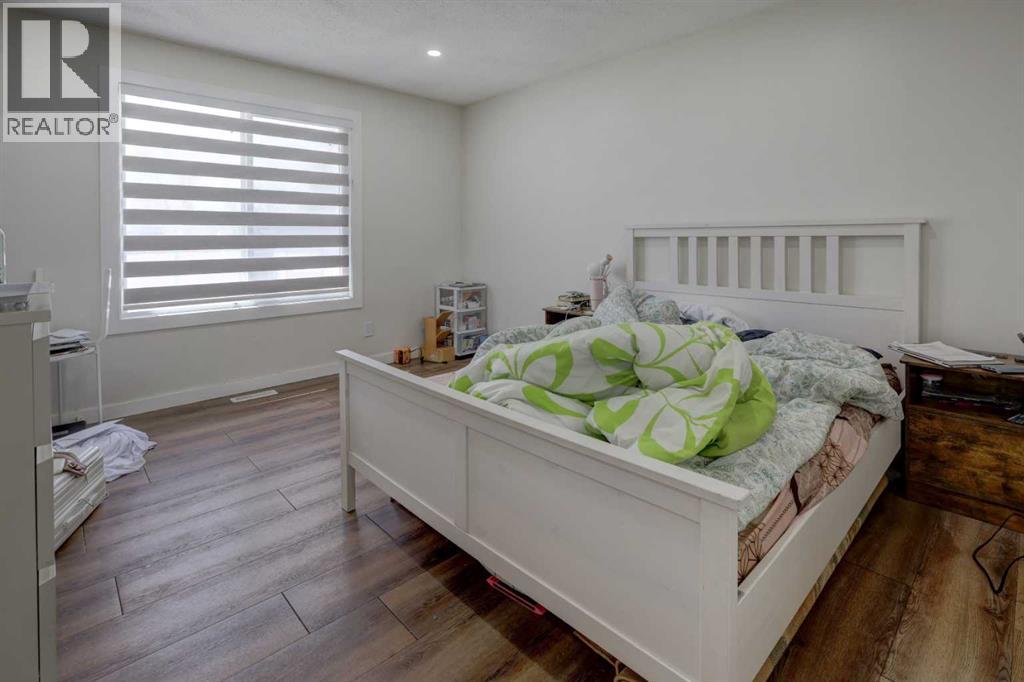 3403 42 Street NE, Calgary, Alberta  T1Y 4K1 - Photo 12 - A2311686