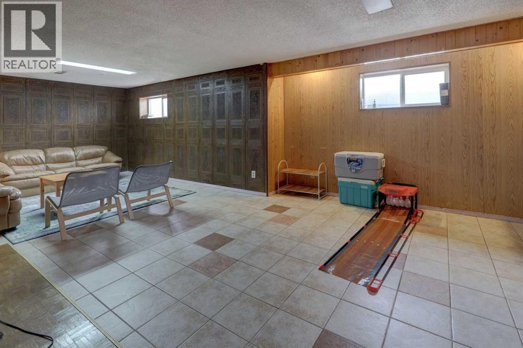 3403 42 Street NE, Calgary, Alberta  T1Y 4K1 - Photo 20 - A2311686