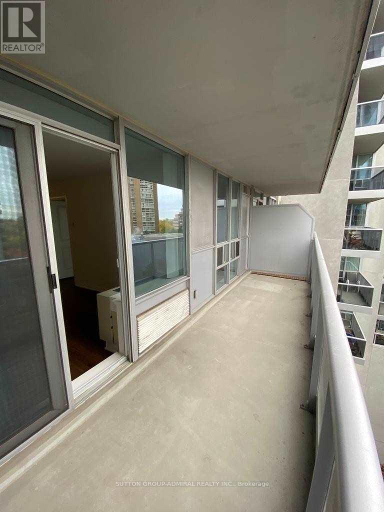 803 - 4968 Yonge Street, Toronto, Ontario  M2N 7G9 - Photo 10 - C13140166