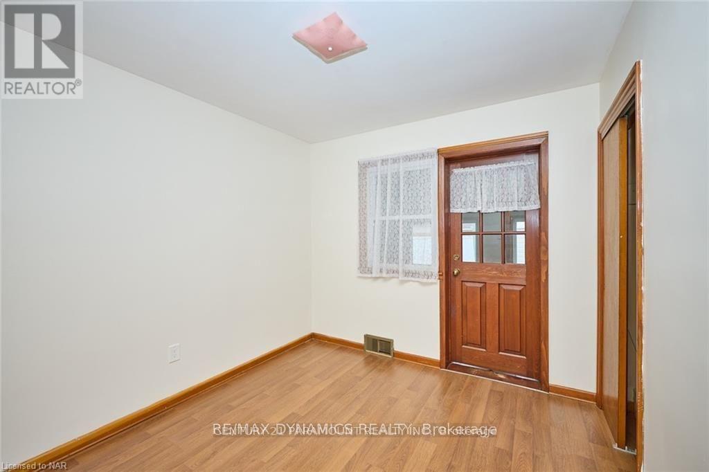 6299 Murray Street, Niagara Falls, Ontario  L2G 2K8 - Photo 9 - X13140168