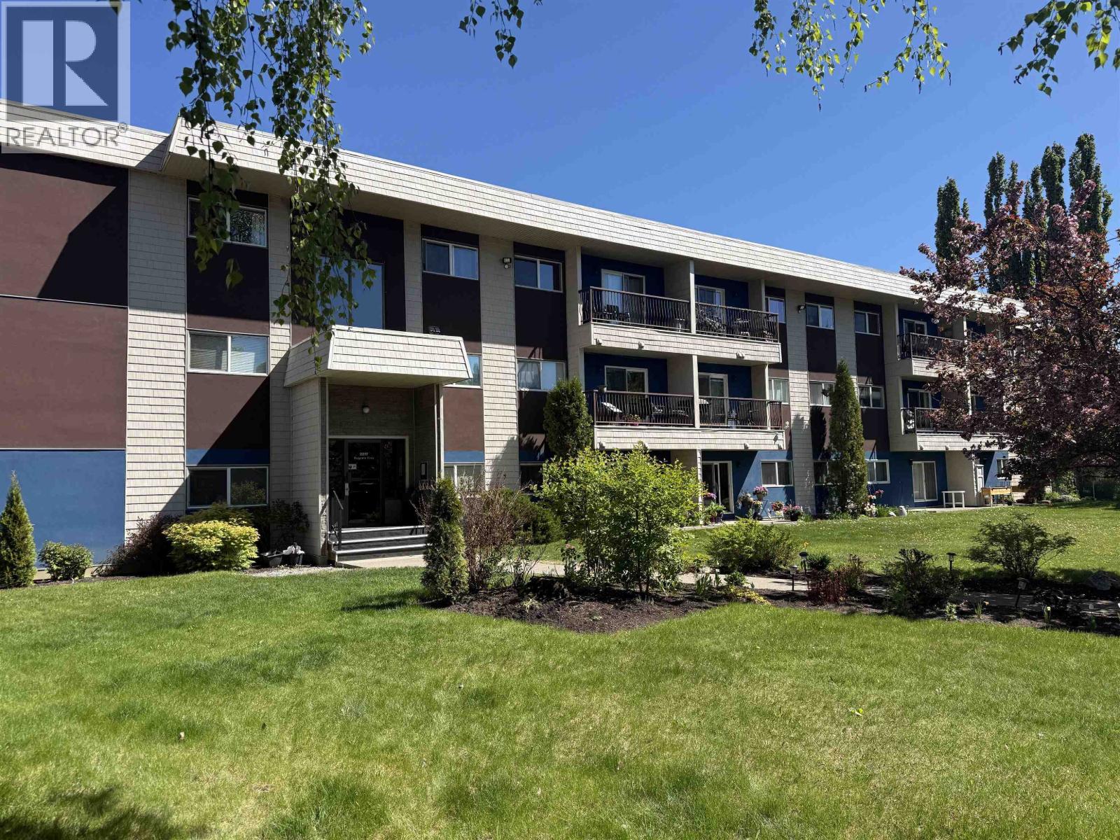 302 2217 Regents Crescent, Prince George, British Columbia  V2L 1E9 - Photo 1 - R3122681