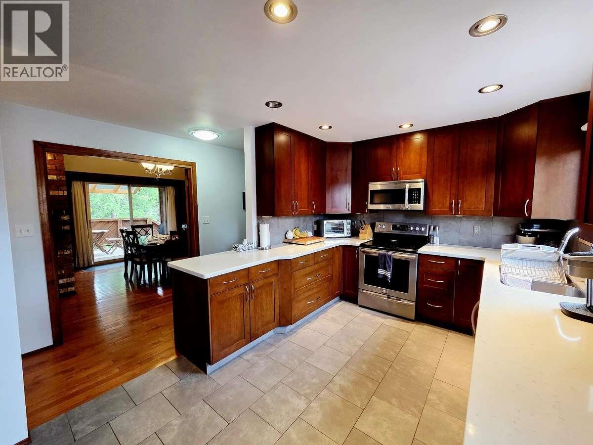 3696 Rosia Road, Prince George, British Columbia  V2K 4Y6 - Photo 12 - R3124581