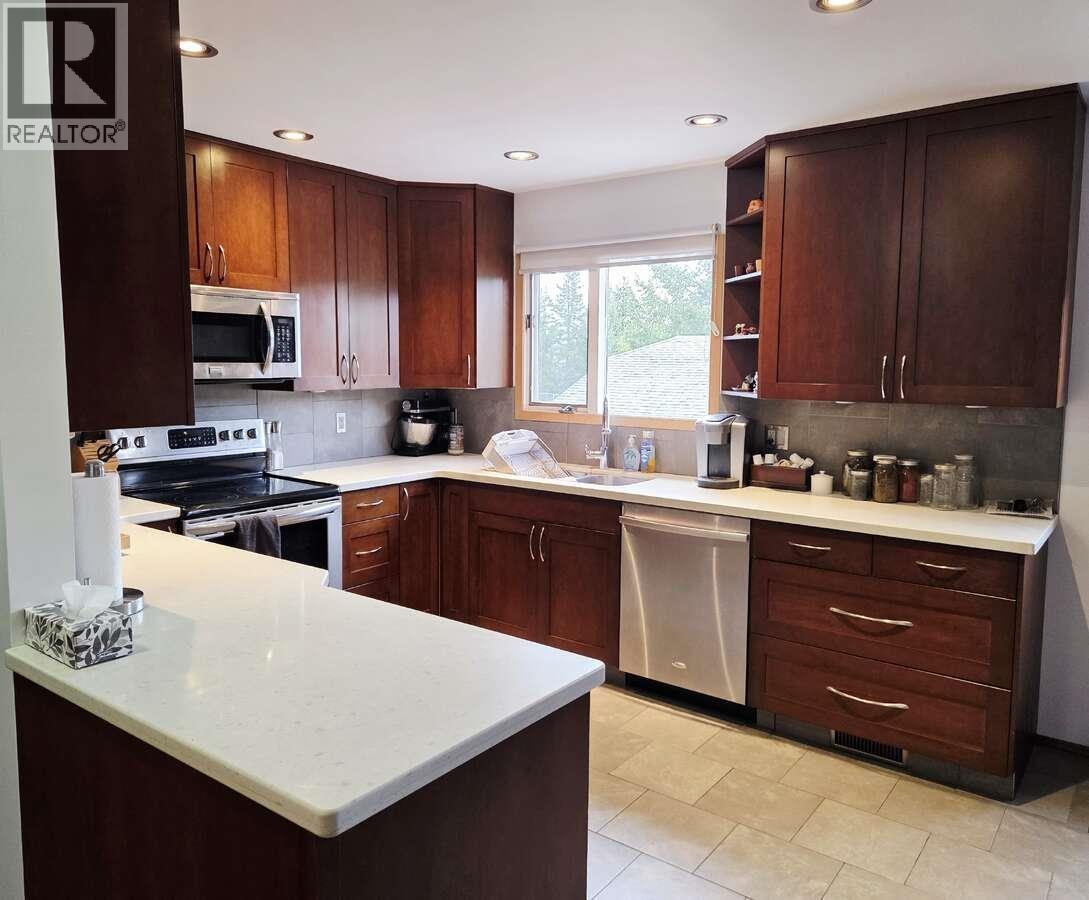 3696 Rosia Road, Prince George, British Columbia  V2K 4Y6 - Photo 9 - R3124581