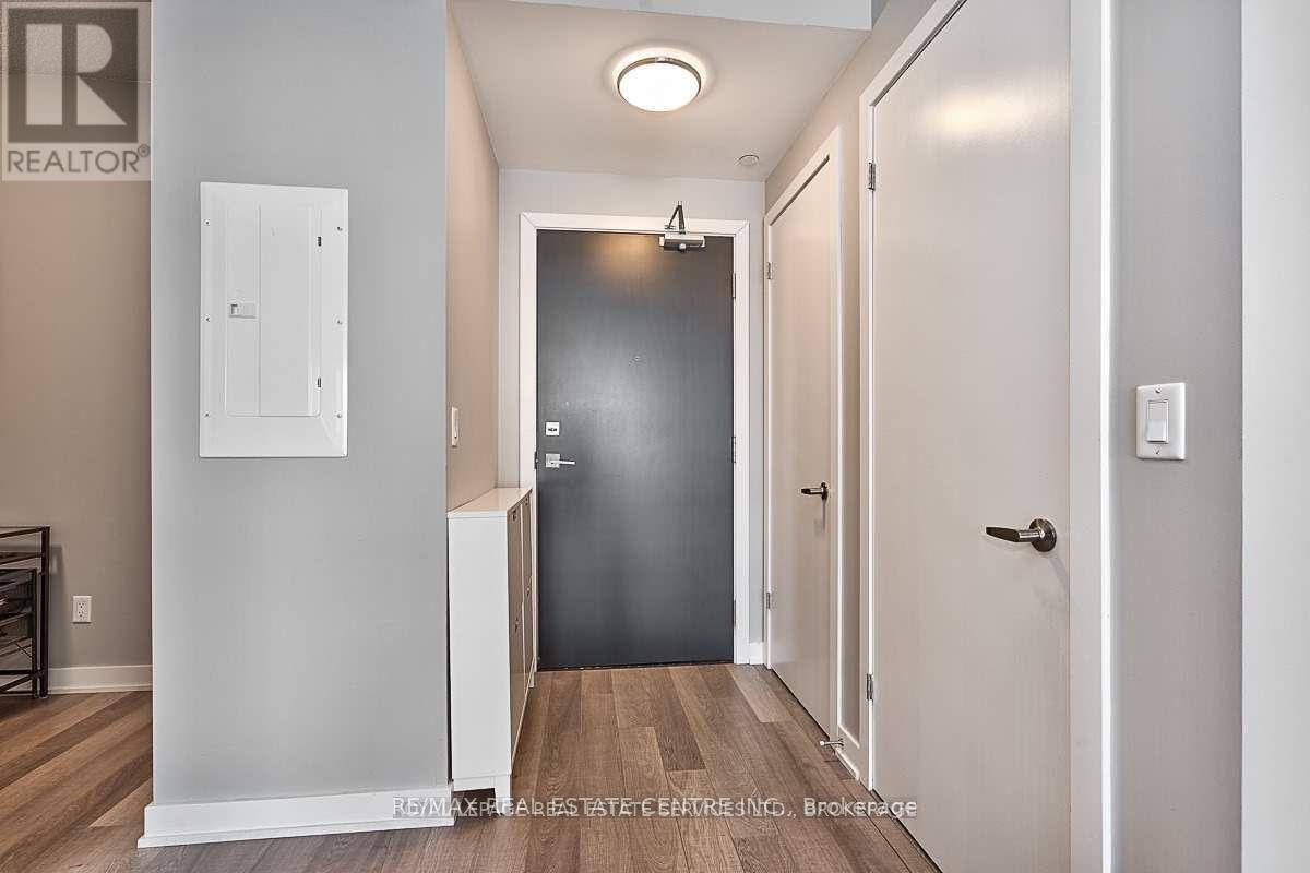 A630 - 5230 Dundas Street W, Burlington, Ontario  L6L 0J5 - Photo 4 - W13139806