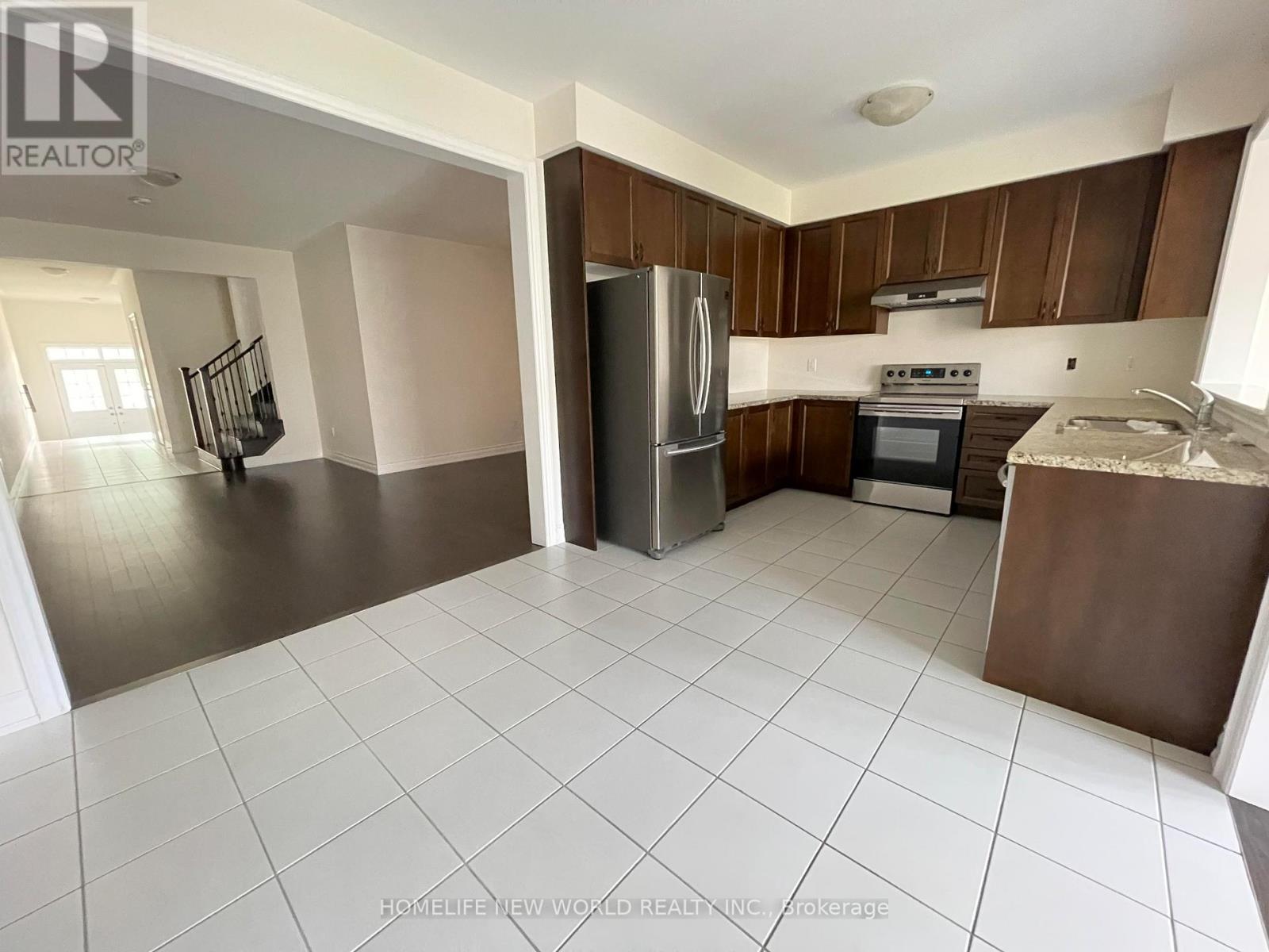 378 Kirkham Drive, Markham, Ontario  L3S 0E4 - Photo 8 - N13140206