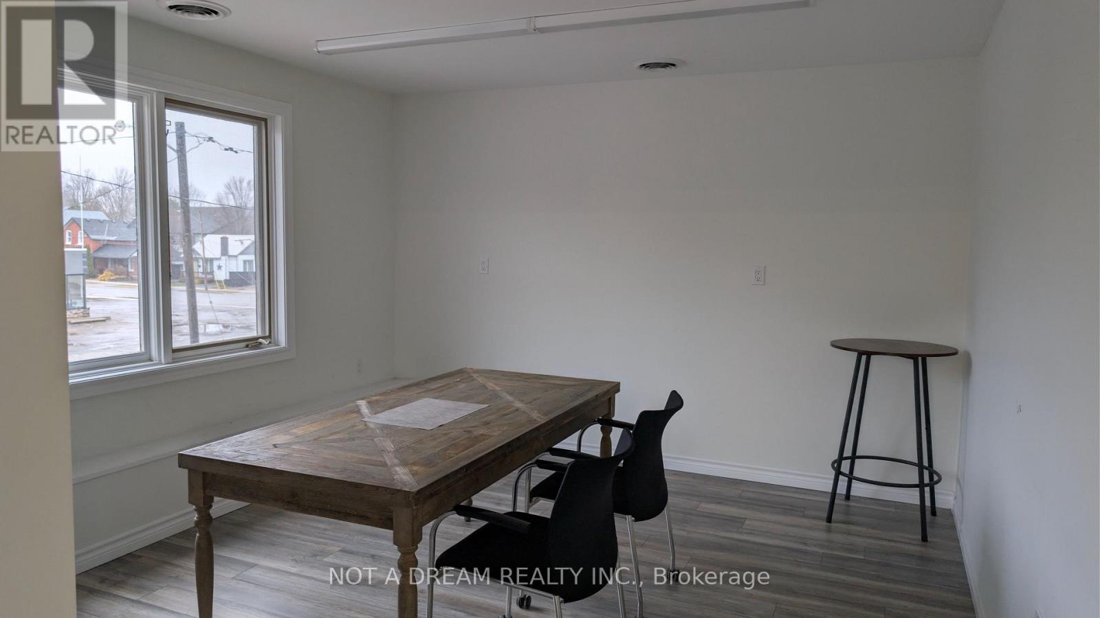 64 Front Street N, Orillia, Ontario  L3V 4R8 - Photo 27 - S13140190