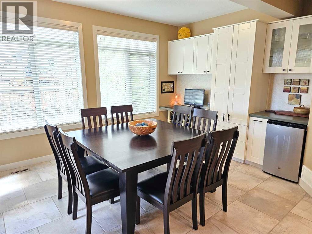 230 Firelight Crescent W, Lethbridge, Alberta  T1J 4W1 - Photo 12 - A2312091