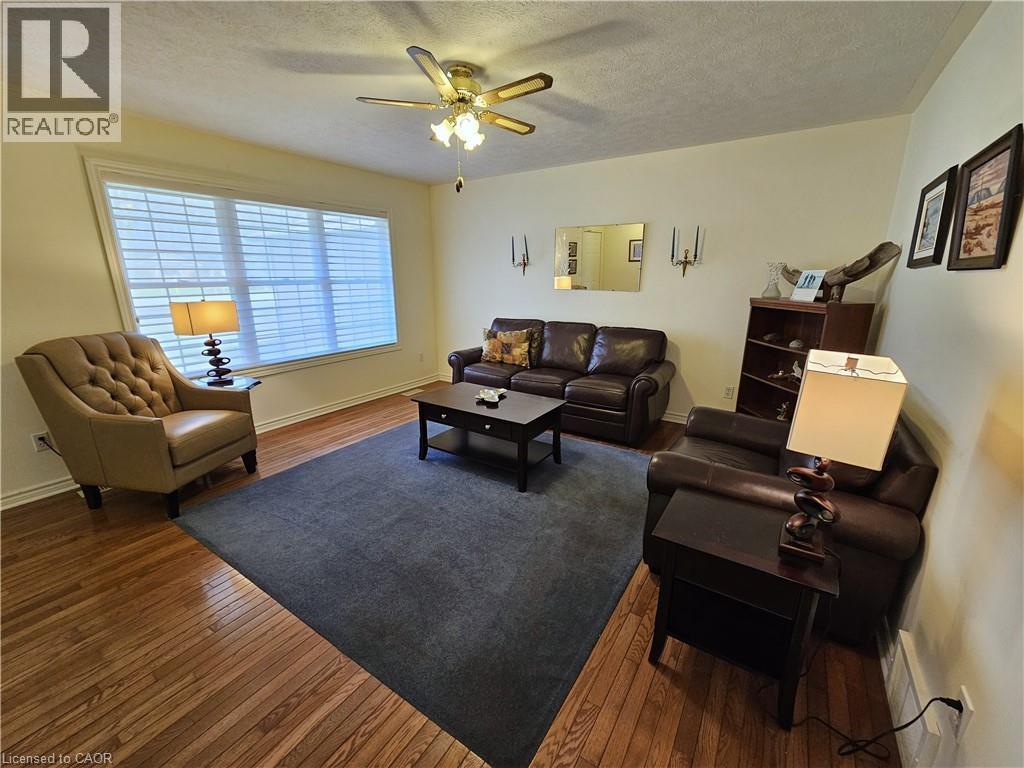 980 Norfolk County Road 21, Delhi, Ontario  N4B 2W4 - Photo 5 - 40816465