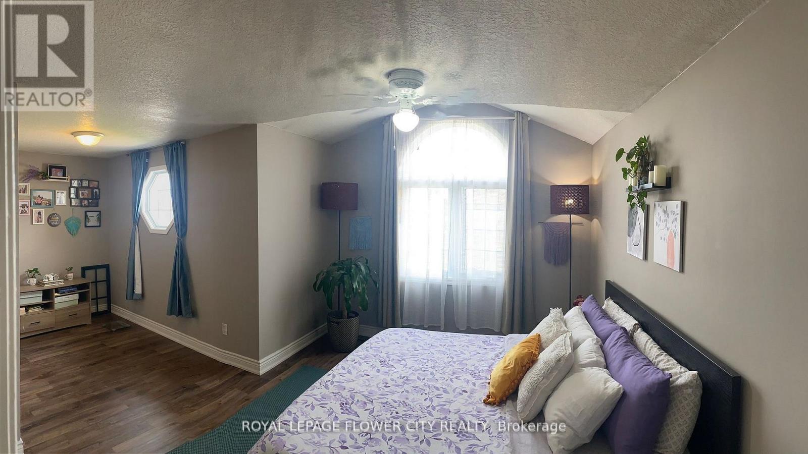 99 Windflower Drive, Kitchener, Ontario  N2E 4B3 - Photo 6 - X13140212