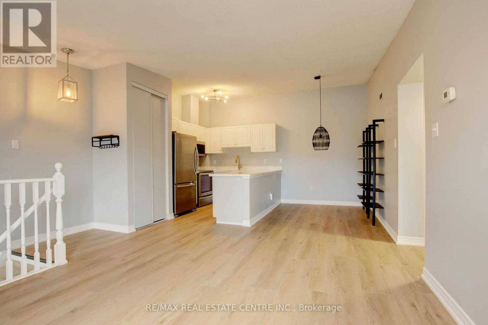 1205 - 4140 Foxwood Drive, Burlington, Ontario  L7M 4R4 - Photo 8 - W13140218