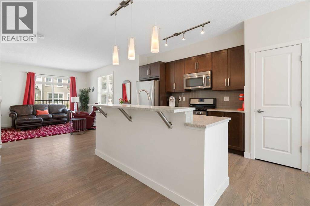 404 Nolanfield Villas NW, Calgary, Alberta  T3R 0T9 - Photo 5 - A2311082