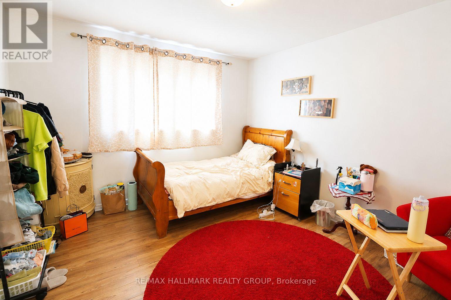 2 - 976 St Laurent Boulevard, Ottawa, Ontario  K1K 3B3 - Photo 11 - X13140246
