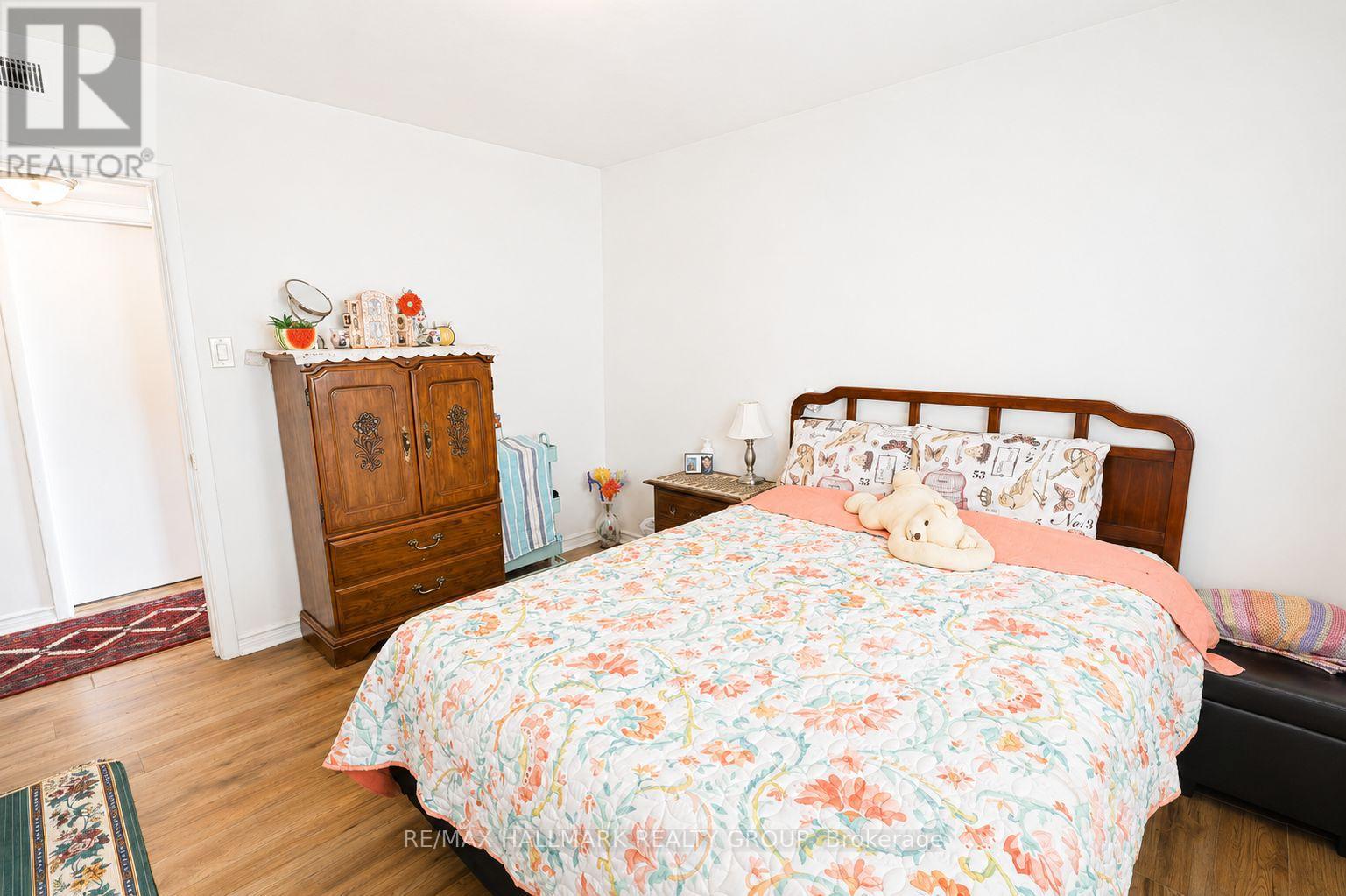 2 - 976 St Laurent Boulevard, Ottawa, Ontario  K1K 3B3 - Photo 13 - X13140246
