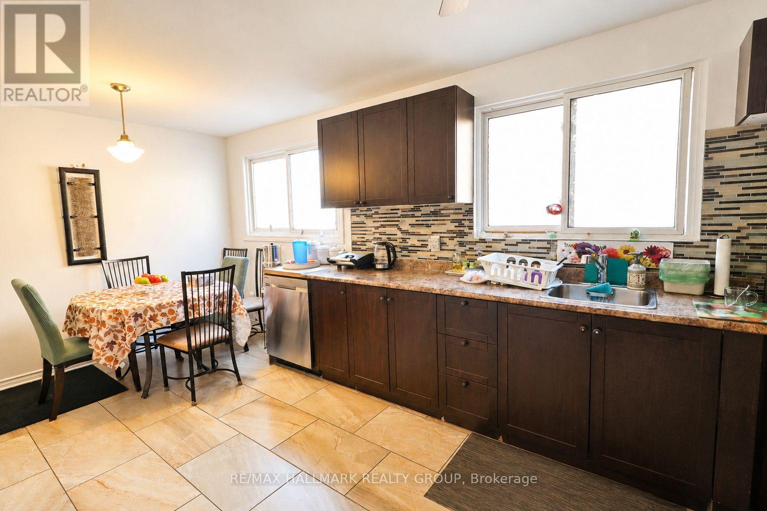 2 - 976 St Laurent Boulevard, Ottawa, Ontario  K1K 3B3 - Photo 2 - X13140246