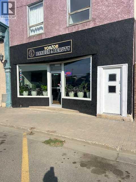 5215 48 Avenue, Taber, Alberta  T1G 1S8 - Photo 2 - A2308472
