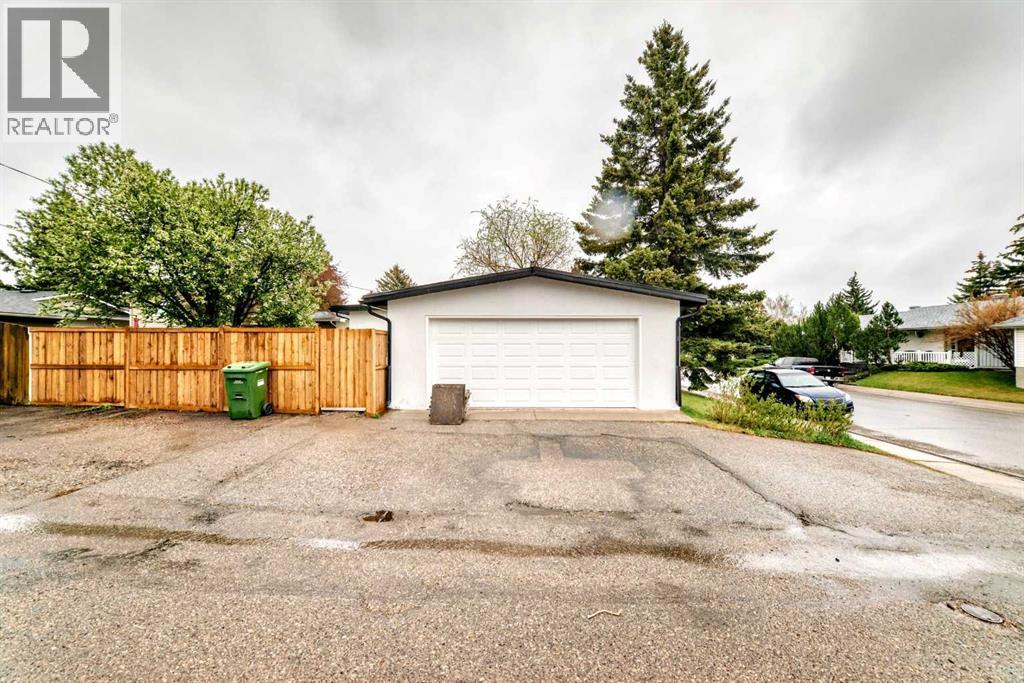 275 Silverview Way Nw, Calgary, Alberta  T3B 3K4 - Photo 37 - A2312053