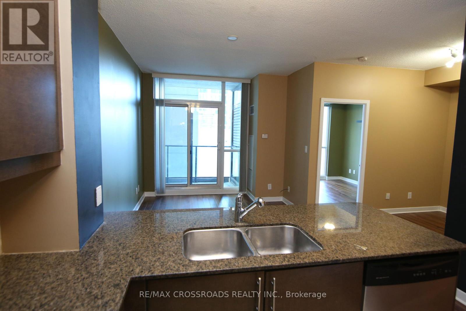 401 - 18 Harbour Street, Toronto, Ontario  M5J 2Z6 - Photo 9 - C13140228