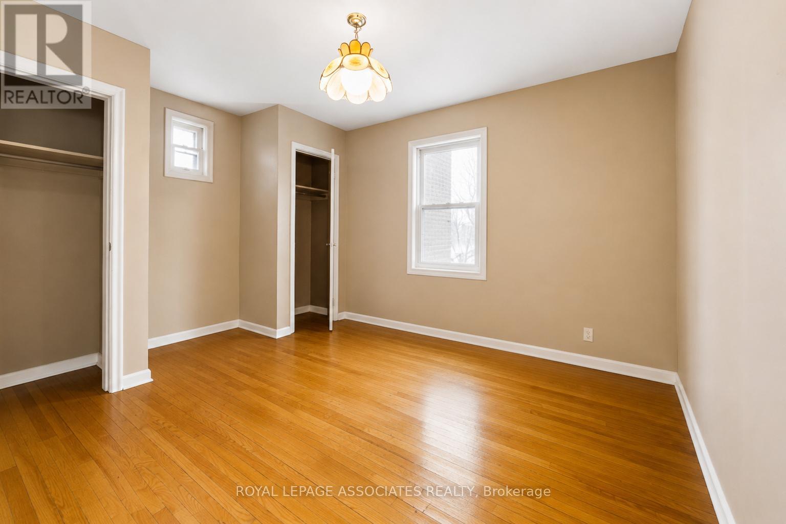 256 Ferris Road, Toronto, Ontario  M4B 1H6 - Photo 12 - E13140244