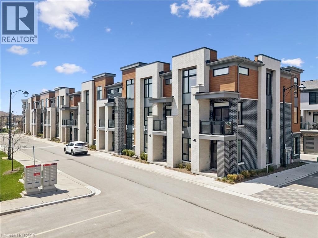 271 Grey Silo Road Unit# 42, Waterloo, Ontario  N2K 0E9 - Photo 2 - 40826520