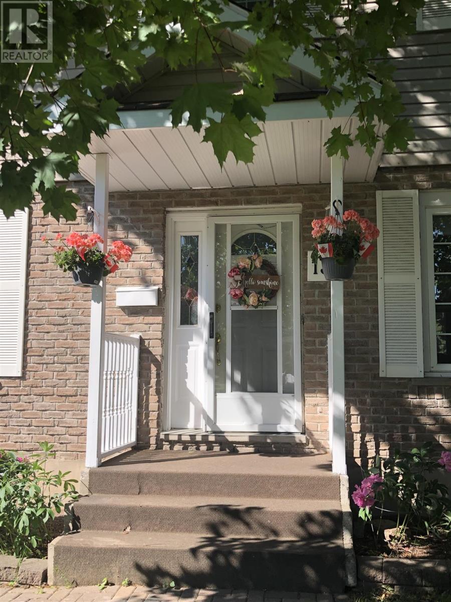 132 Glen Ave, Sault Ste. Marie, Ontario  P6A 5E2 - Photo 5 - SM261019