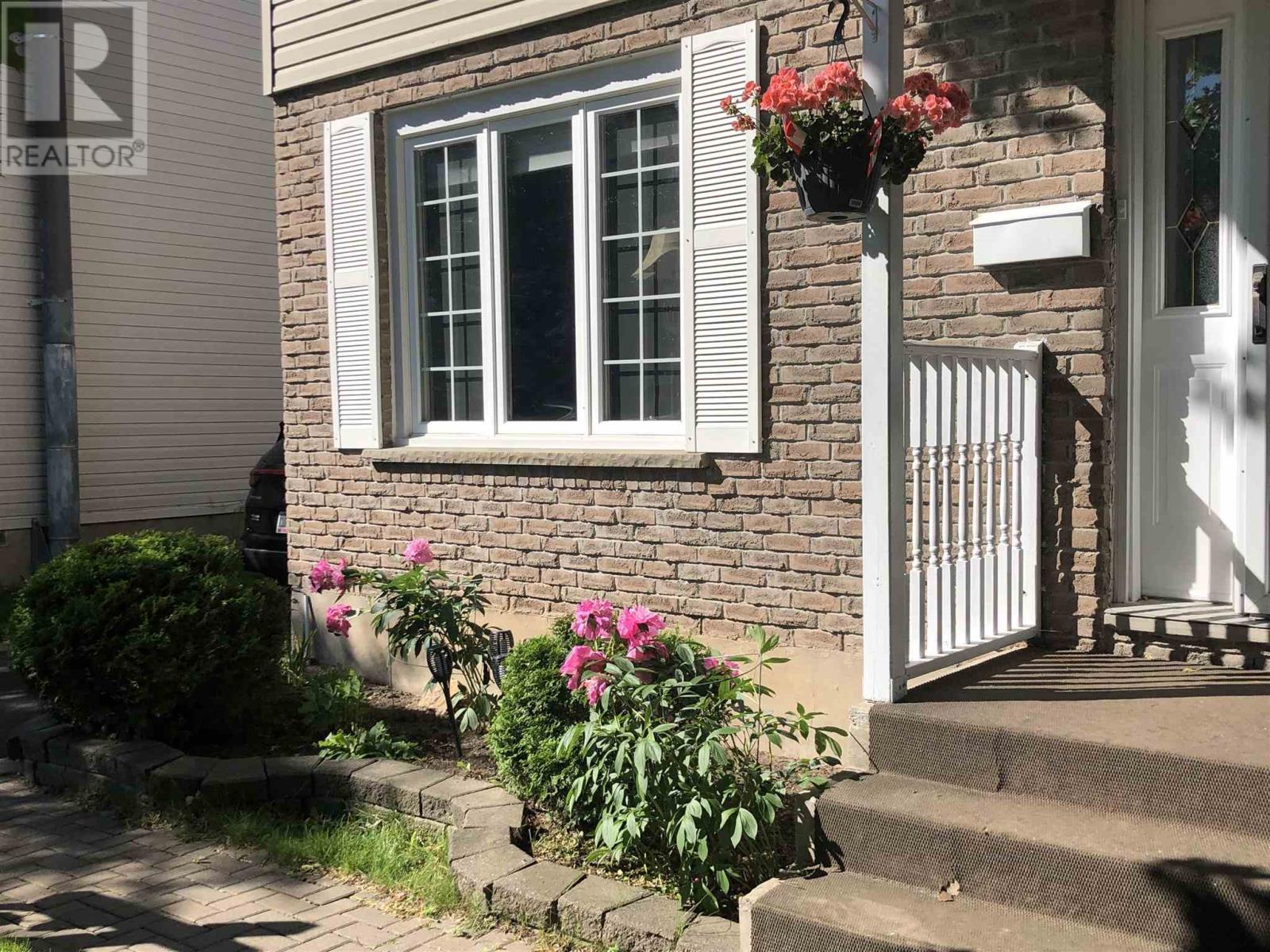132 Glen Ave, Sault Ste. Marie, Ontario  P6A 5E2 - Photo 8 - SM261019