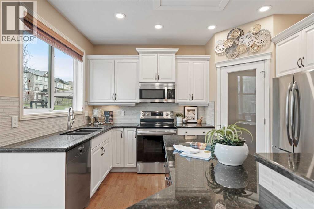 134 Panamount Rise NW, Calgary, Alberta  T3K 6G1 - Photo 11 - A2309331