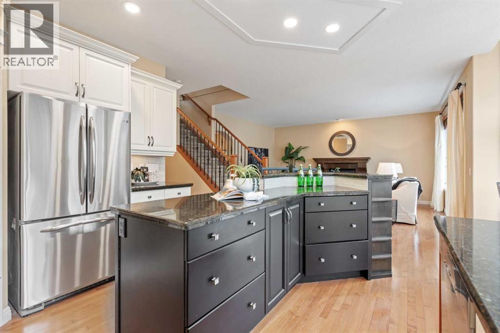 134 Panamount Rise NW, Calgary, Alberta  T3K 6G1 - Photo 13 - A2309331