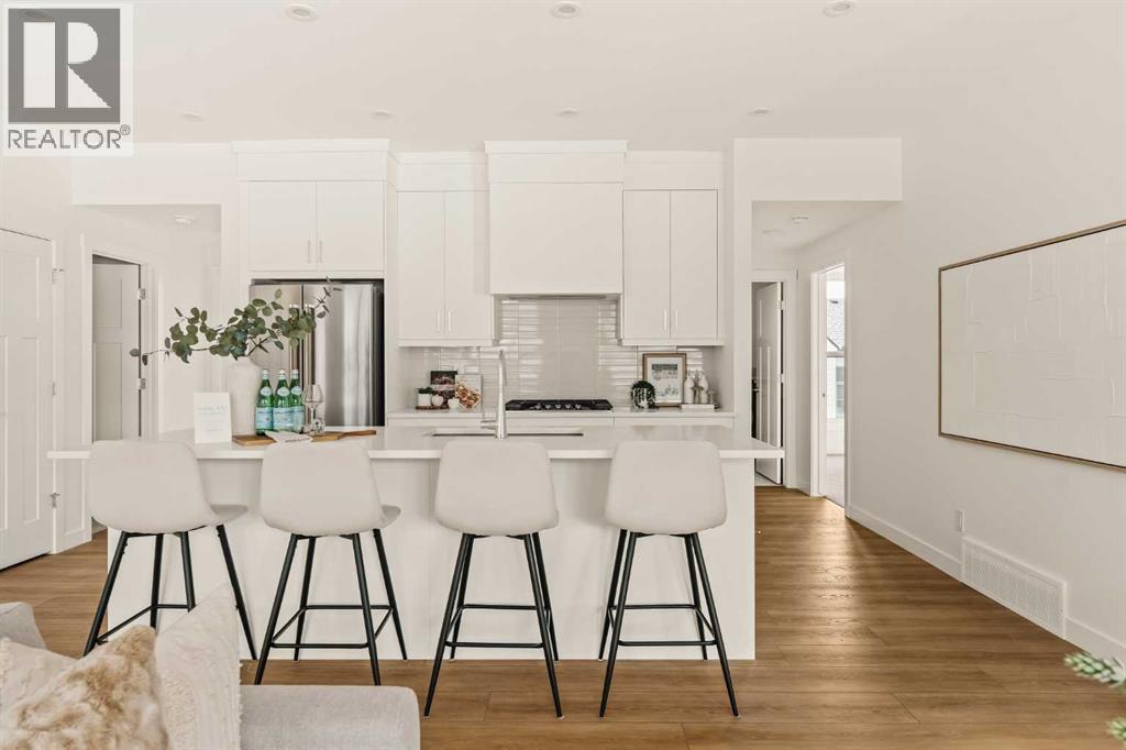 615 Sovereign Common SW, Calgary, Alberta  T3C 3Y3 - Photo 14 - A2298258