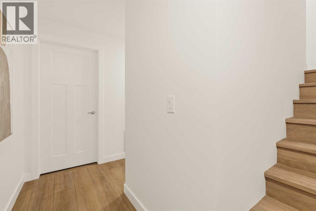 615 Sovereign Common SW, Calgary, Alberta  T3C 3Y3 - Photo 37 - A2298258