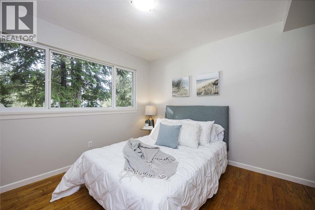 2100 Whitman Avenue, North Vancouver, British Columbia  V7H 2C5 - Photo 3 - R3124583