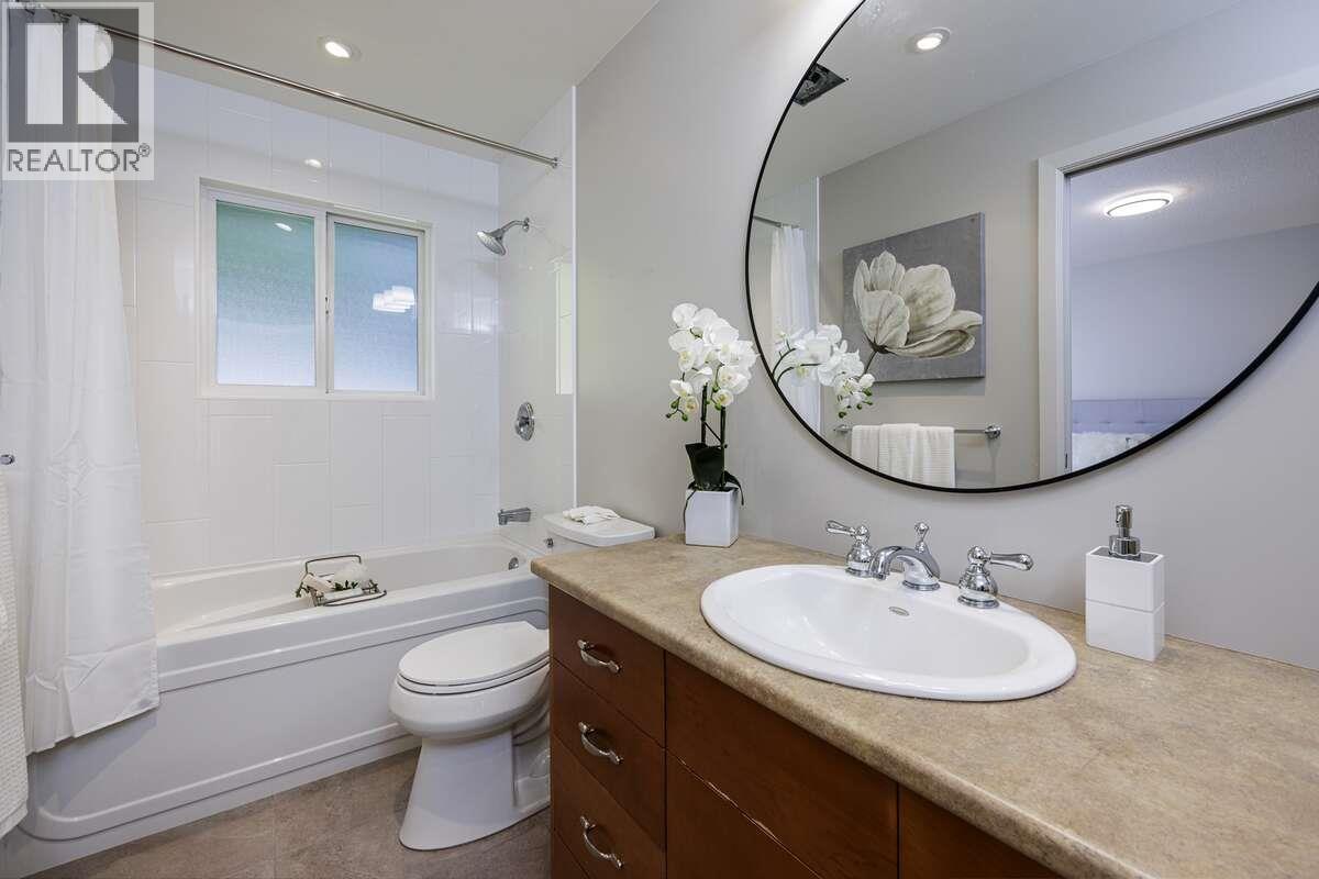2100 Whitman Avenue, North Vancouver, British Columbia  V7H 2C5 - Photo 7 - R3124583