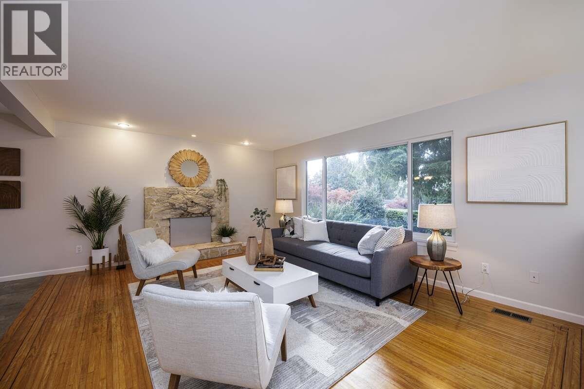 2100 Whitman Avenue, North Vancouver, British Columbia  V7H 2C5 - Photo 9 - R3124583