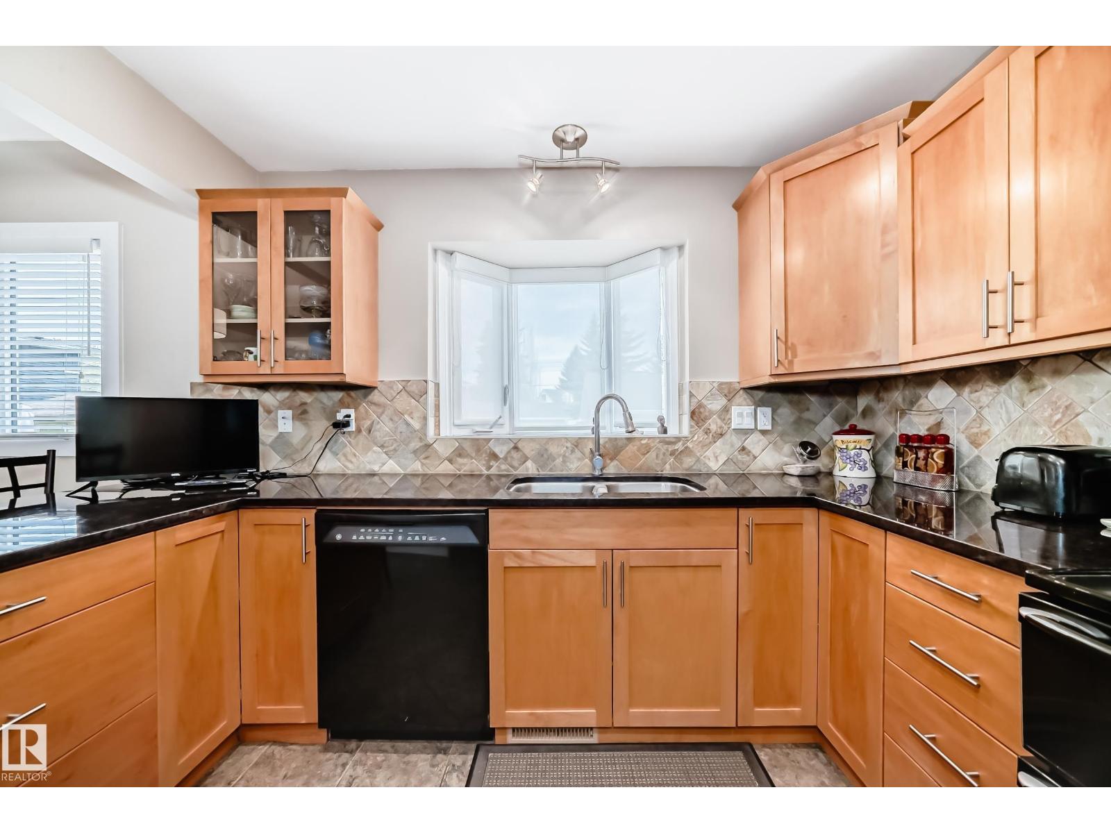 10652 144 St Nw Nw, Edmonton, Alberta  T5N 2V6 - Photo 14 - E4488415