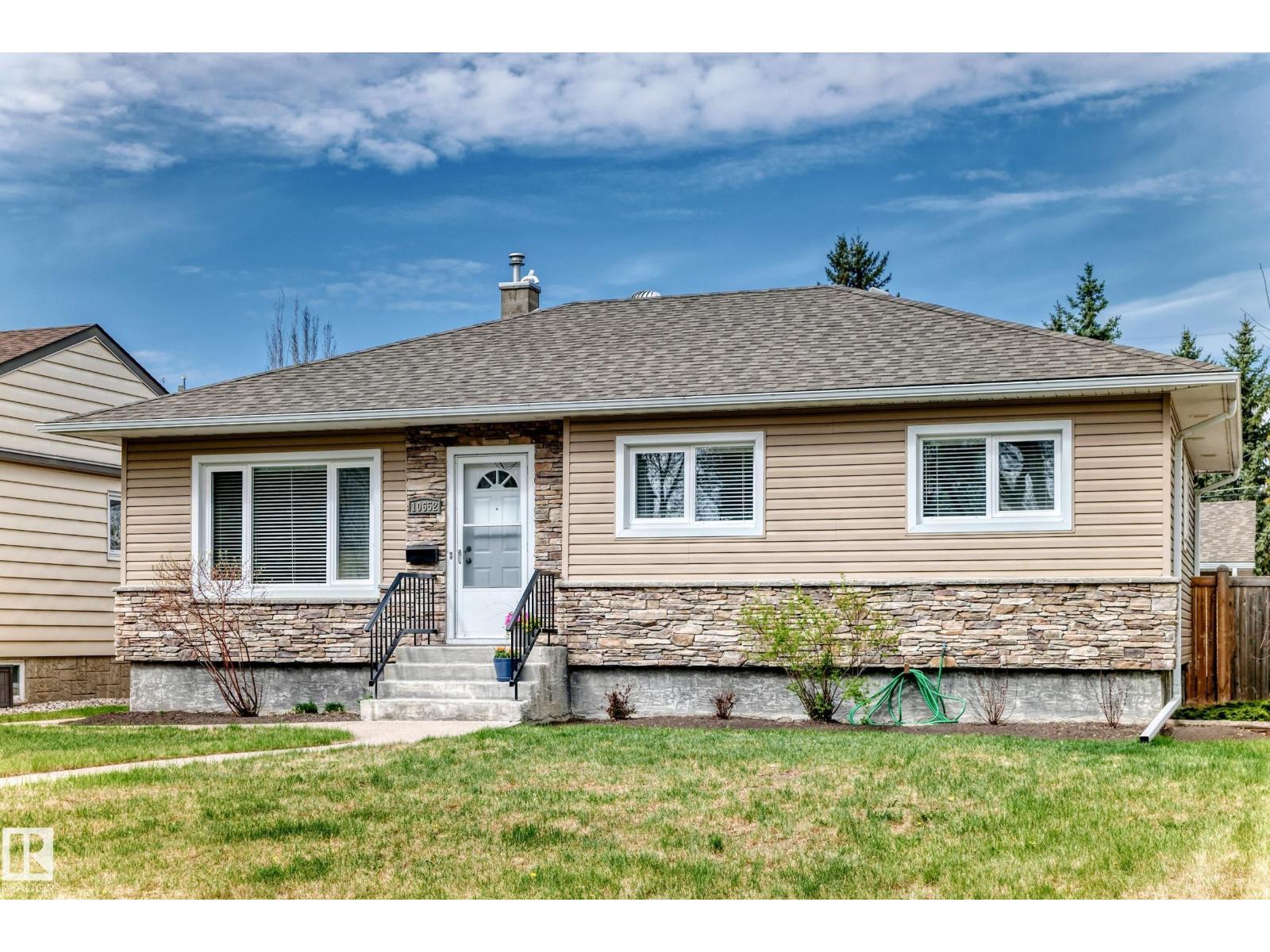 10652 144 St Nw Nw, Edmonton, Alberta  T5N 2V6 - Photo 2 - E4488415