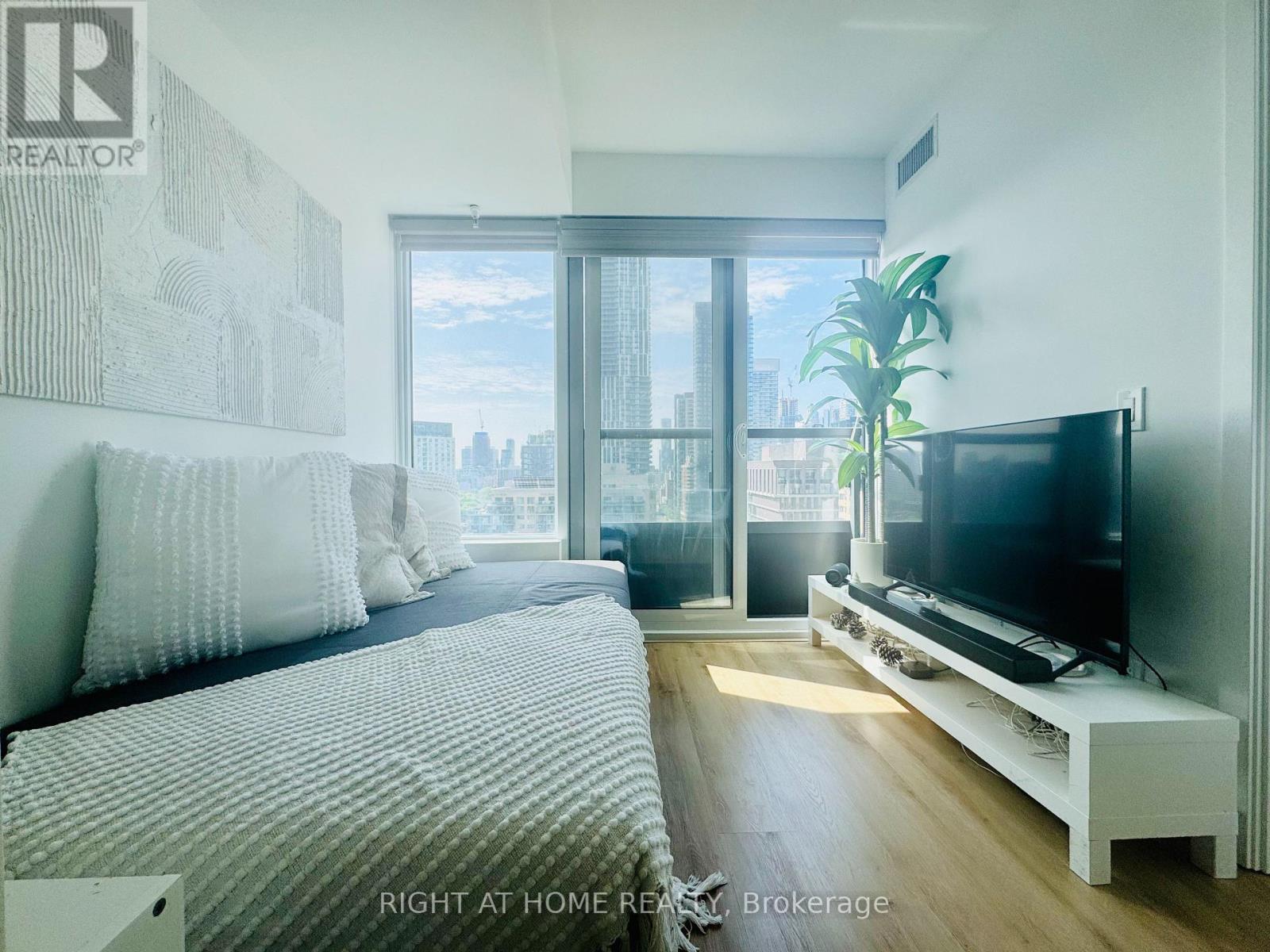 1101 - 319 Jarvis Street, Toronto, Ontario  M5B 2C2 - Photo 4 - C13140254
